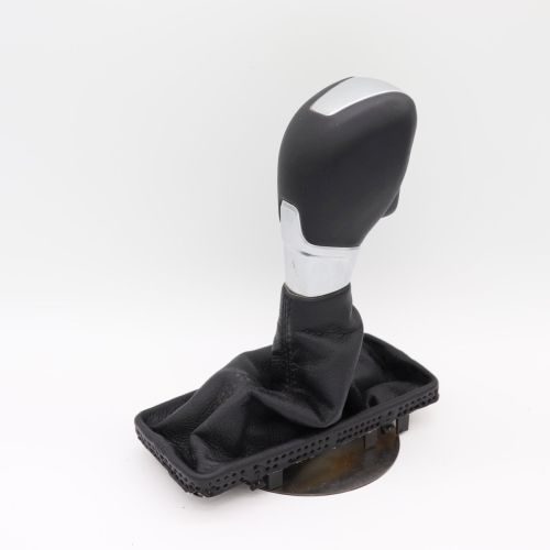 Ford Kuga 16-20 Rucica menjaca automatik sa kozom.